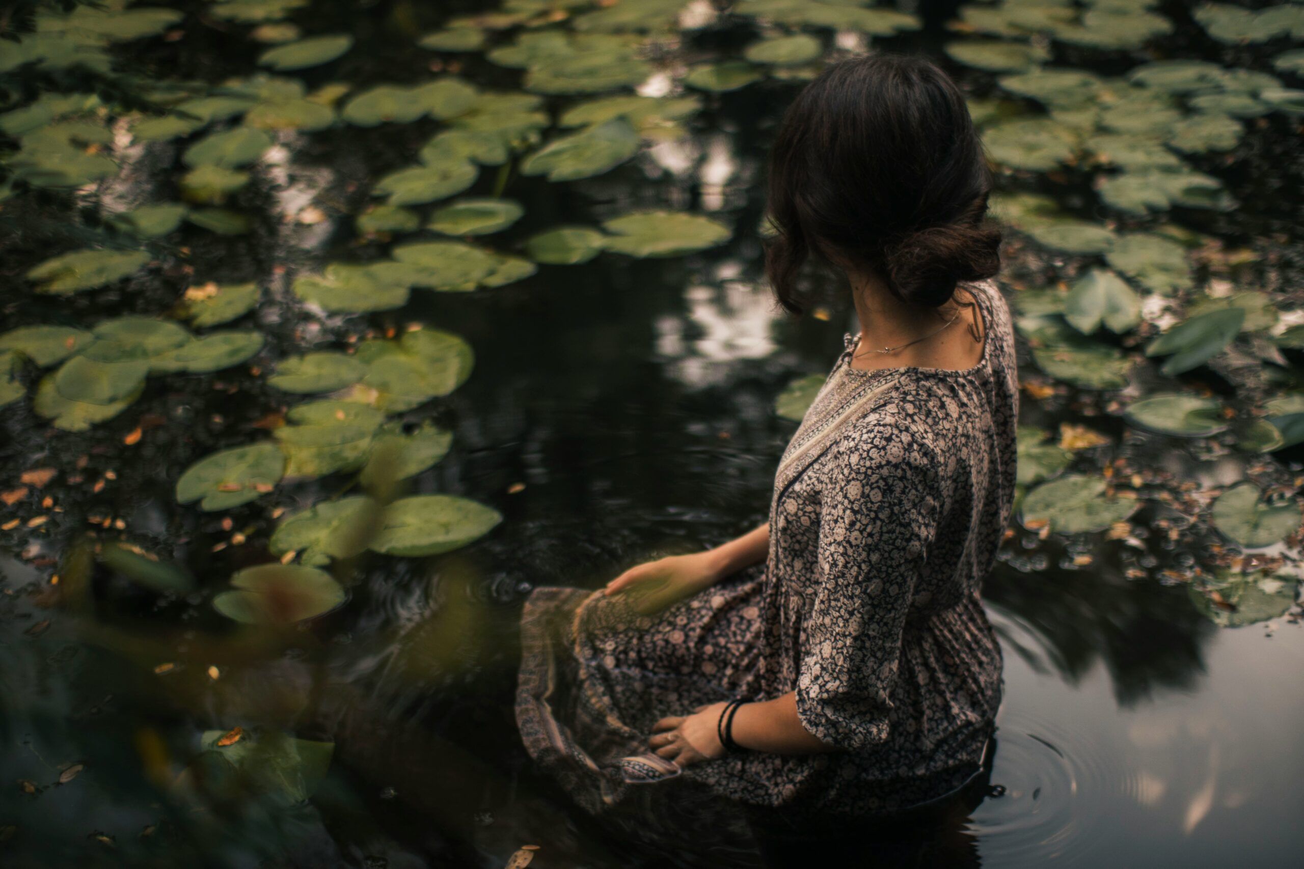 Infographic showing alarming stats about adult stress levels