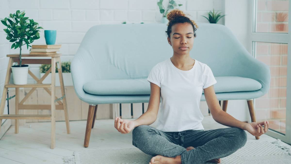 Infographic showing the 3 phases of the mind reset framework: Awareness (Noticing triggers), Regulation (Calming nervous system), Reorientation (Redirecting focus)