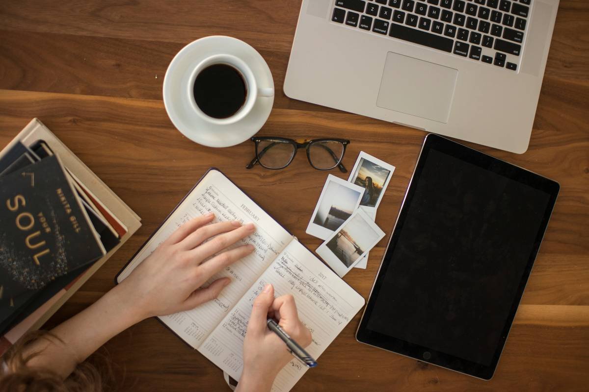 Relief from Overload: 5 Science-Backed Stress Management Apps That Actually Work